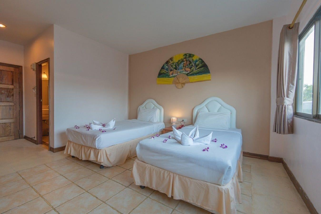 Bangla Star Hotel Phuket Exterior photo
